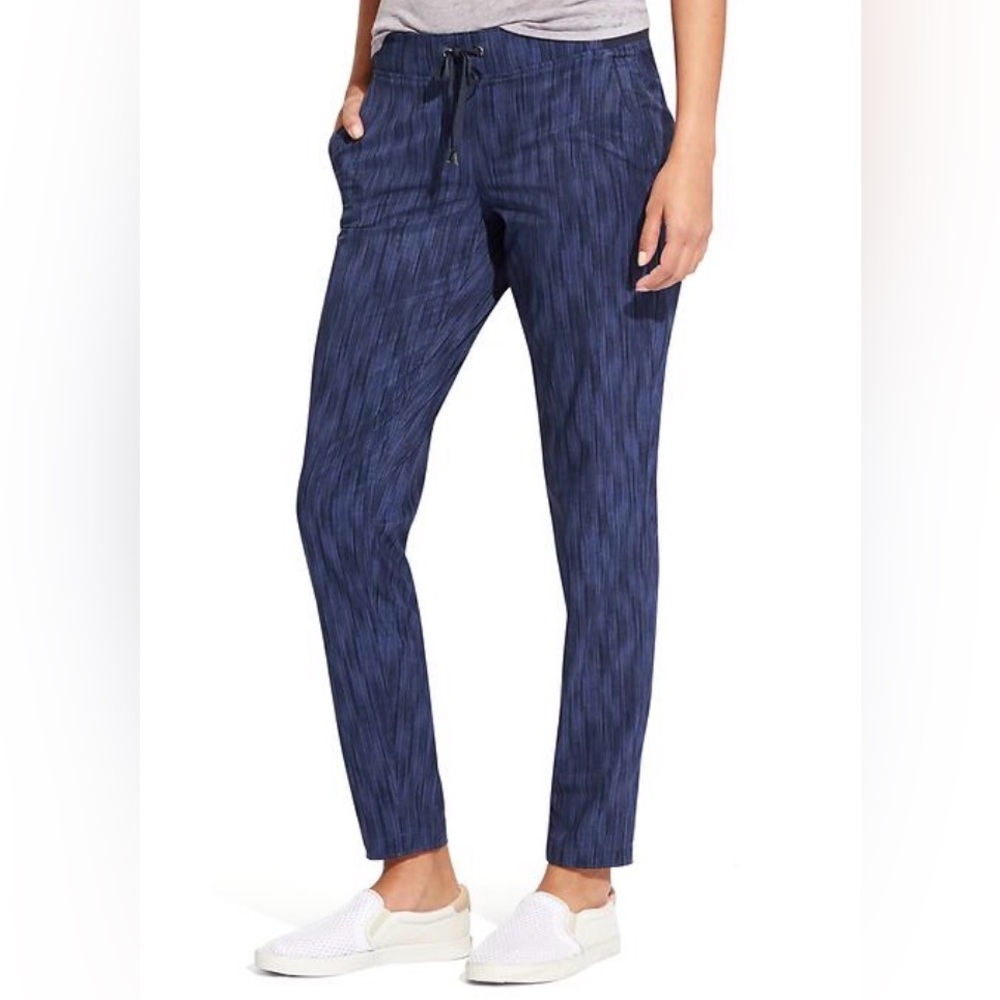 Athleta Stride Midtown Ankle Pant Womens 8 Navy Blue Zip Pockets Elastic Waist